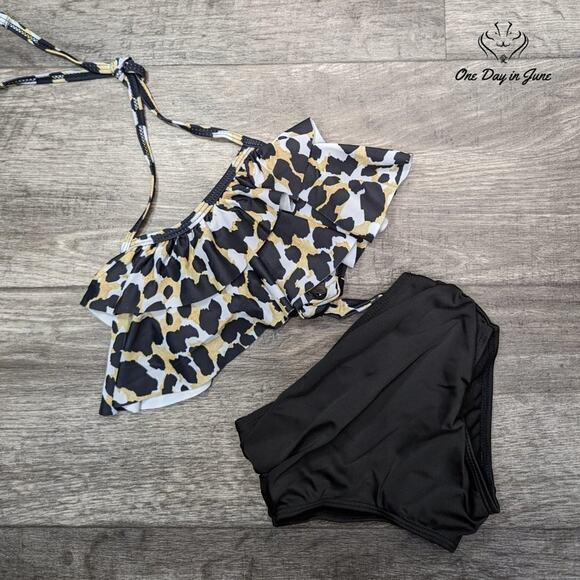 Conjunto Flounce Bikini Swimsuit Size 116 (4-5 yrs) - Picture 1 of 3